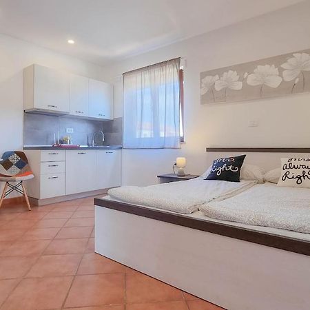 Dani Apartment Umag Ngoại thất bức ảnh